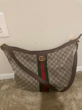 Gucci Hobo bag